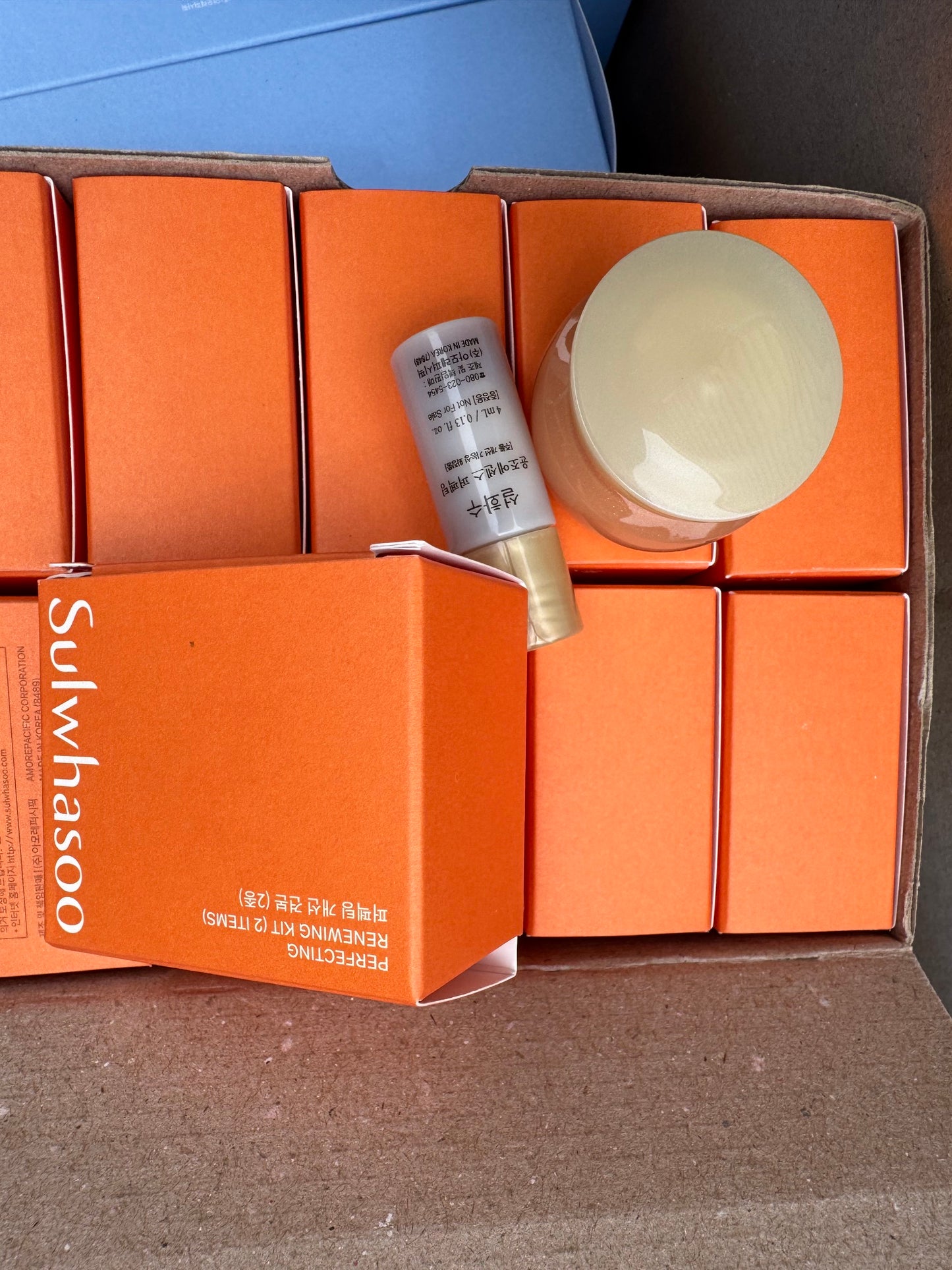 Sulwhasoo and Laneige reserved package